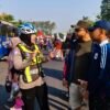 Hadirkan Pelayanan Ramah, Polwan Polresta Sidoarjo Jaga Kenyamanan Car Free Day