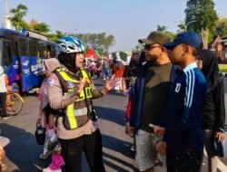 Hadirkan Pelayanan Ramah, Polwan Polresta Sidoarjo Jaga Kenyamanan Car Free Day