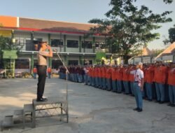 Police Go To School: Polres Mojokerto Kota Tanamkan Disiplin dan Kesadaran Hukum Sejak Dini