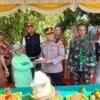 Dampingi Petani Panen Jagung Kuartal III, Polsek Balongbendo Perkuat Ketahanan Pangan Nasional