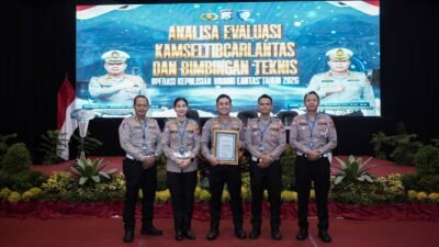Satlantas Polresta Sidoarjo Sabet Penghargaan Terbaik Manajemen Lalu Lintas Kawasan Terminal se-Jawa Timur
