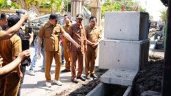 Proyek Betonisasi Jalan Tambakcemandi Deviasi 4%, Begini Tegas Bupati Subandi 