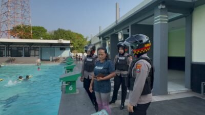 Polwan Jenggala Presisi Patroli GOR, Ajak Warga Jaga Kamtibmas Kondusif