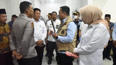 Bupati Sidoarjo Perketat Pengawasan SPPG, 567 Santri Ditangani Medis