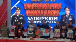 Bongkar Sindikat Penipuan, 3 WNA & 1 WNI Diamankan Polresta Sidoarjo 