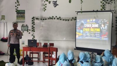 Polresta Sidoarjo Edukasi Ratusan Siswa MTs Hasanuddin Gedangan