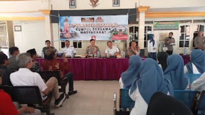 Polisi Bersama Rakyat, Kapolresta Bobby Gebyar Cangkrukan SAS