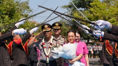 Farewell Parade Polresta Sidoarjo: AKBP Bobby A. Condroputra Resmi Jabat Kapolresta