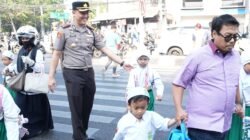 Pagi Pertama Bertugas, Kapolresta Sidoarjo Langsung Turun ke Jalan Raya